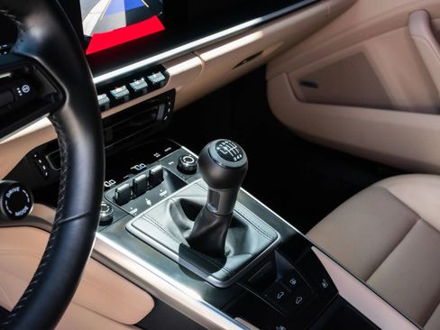 Used 2021 Porsche 911 Carrera S image 19