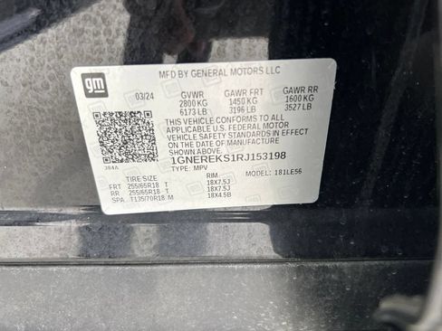 Used 2024 Chevrolet Traverse LS FWD image 32