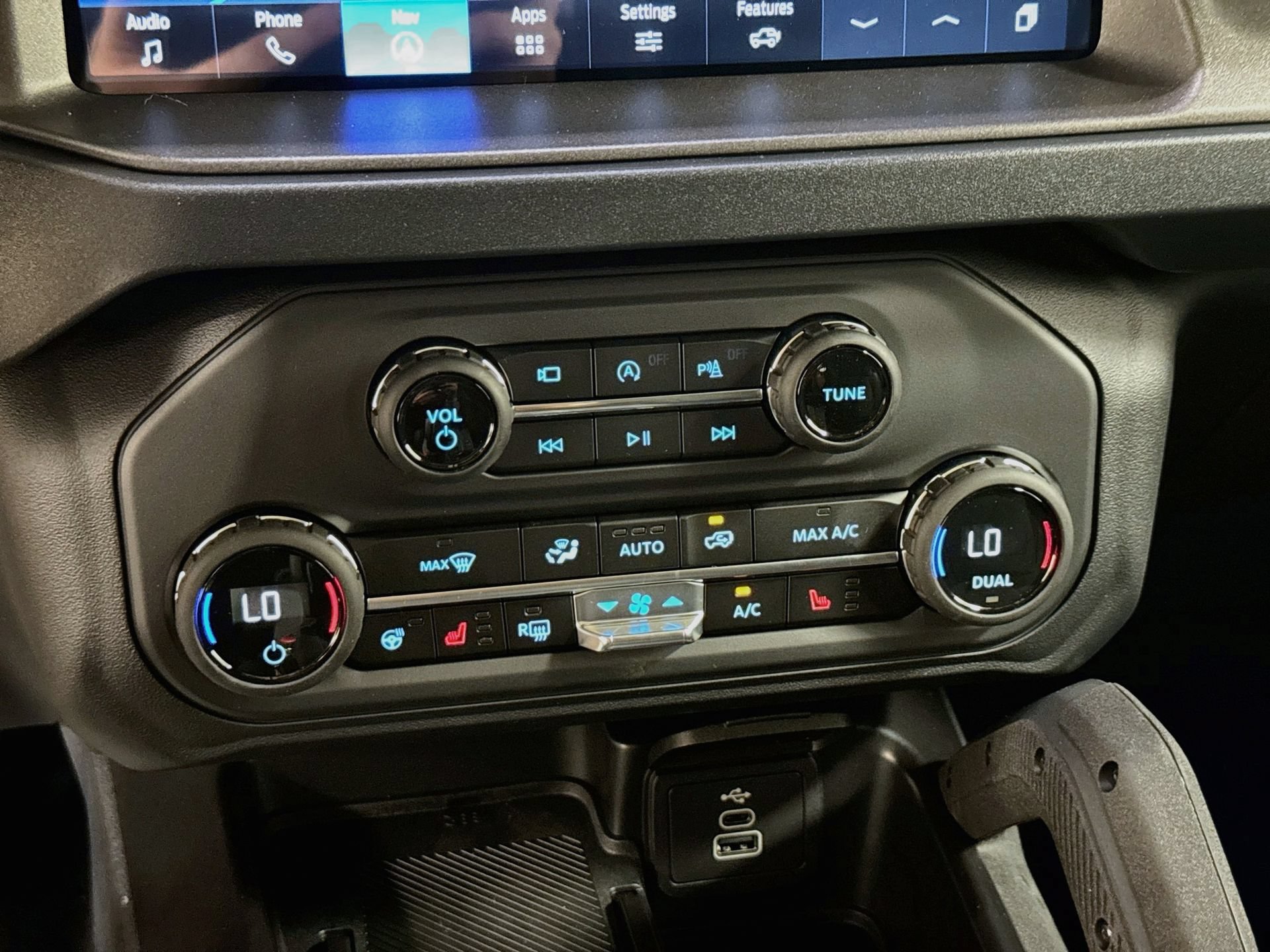 New 2026 Ford Bronco Raptor AWD/4WD image 15