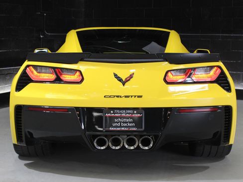 Used 2017 Chevrolet Corvette Z06 image 11