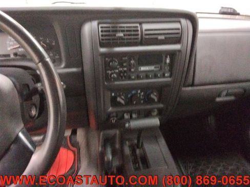 Used 2000 Jeep Cherokee Sport image 12