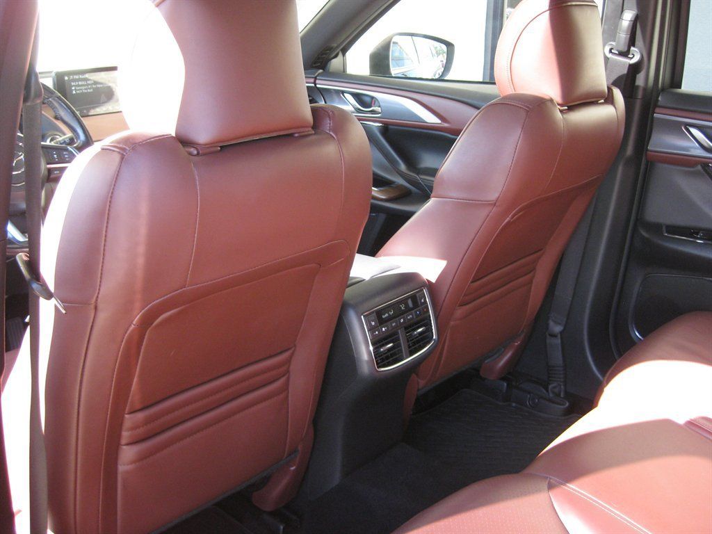 Used 2018 MAZDA CX-9 Signature AWD/4WD image 26