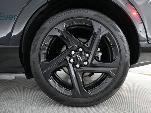 Used 2024 Chevrolet Equinox EV RS FWD image 19