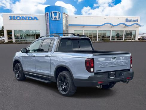 Used 2026 Honda Ridgeline Black Edition image 3