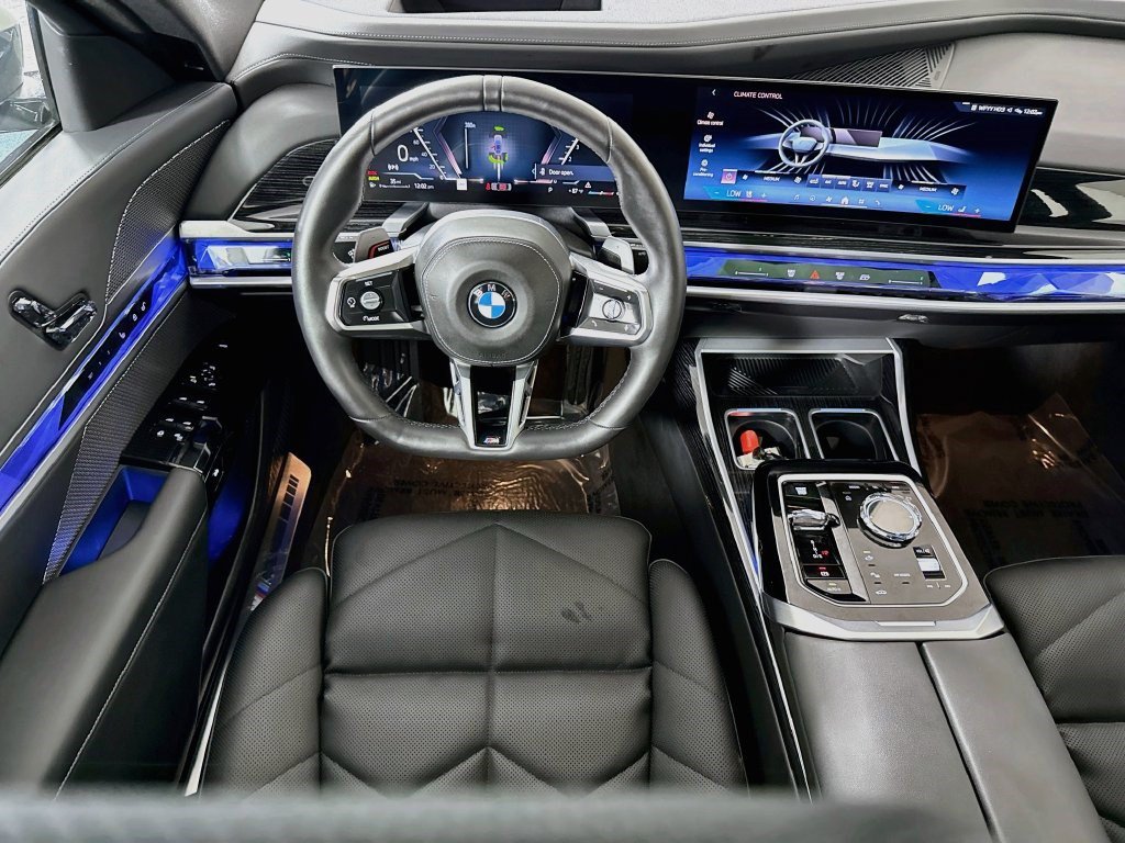 Used 2026 BMW 740i w/ Premium Package RWD image 16