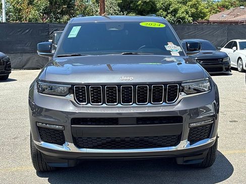 Used 2024 Jeep Grand Cherokee L Limited AWD/4WD image 6