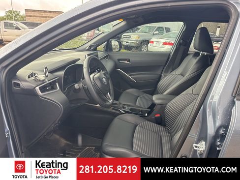 Used 2025 Toyota Corolla Cross AWD Hybrid w/ Convenience Package image 15