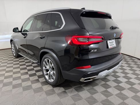 Used 2021 BMW X5 xDrive40i w/ Premium Package AWD/4WD image 3