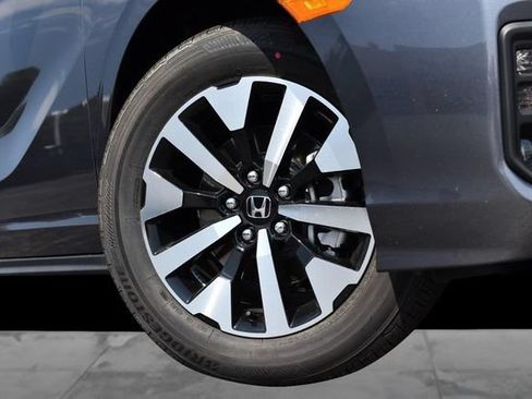 New 2026 Honda Odyssey EX-L image 3