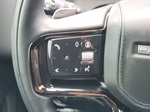 Used 2026 Land Rover Range Rover Velar Dynamic SE AWD/4WD image 28