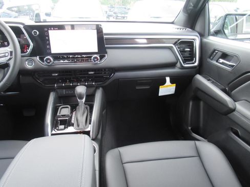 New 2026 GMC Canyon Elevation w/ Convenience Package RWD image 15