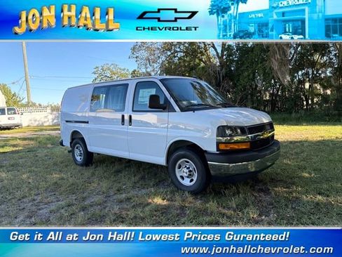 New 2025 Chevrolet Express 2500 w/ Driver Convenience Package image 17