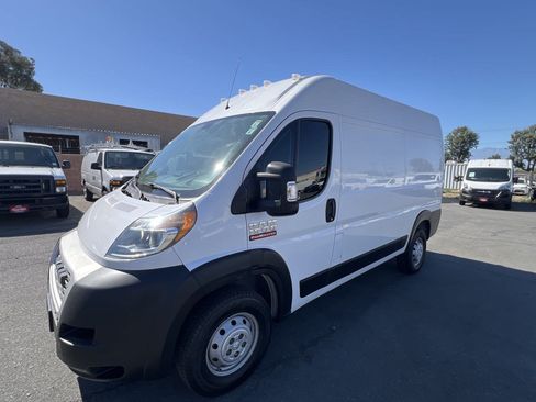 Used 2020 RAM ProMaster 1500 w/ Interior Convenience Group FWD image 2