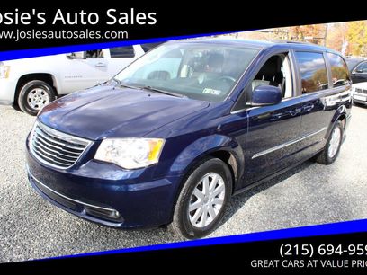 Used 2016 Chrysler Town & Country Touring