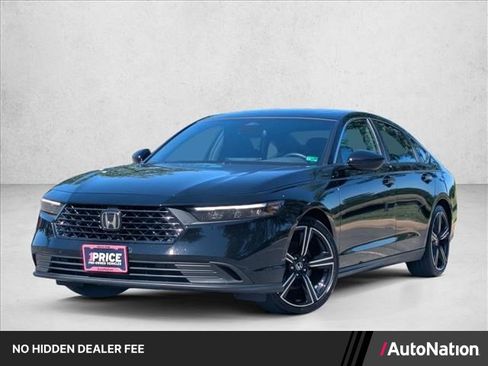 Used 2025 Honda Accord Sport image 1