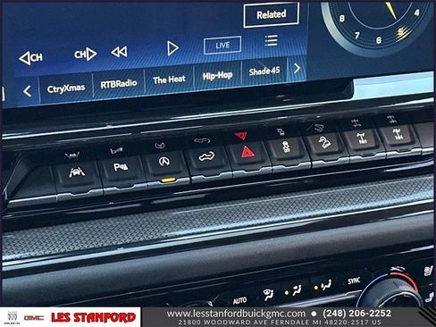 Certified 2023 Chevrolet Silverado 1500 ZR2 w/ Technology Package image 31