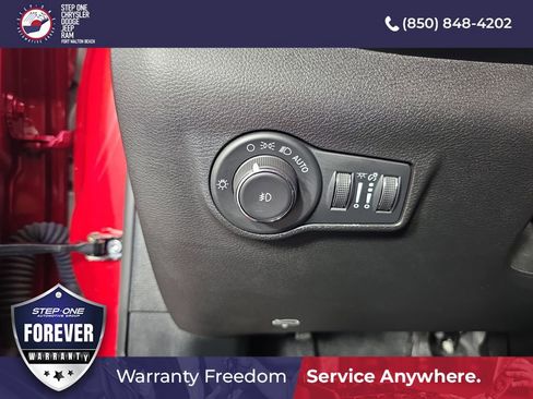 Used 2025 Jeep Compass Latitude w/ Altitude Special Edition AWD/4WD image 19
