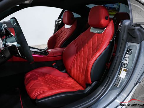 Used 2025 Mercedes-Benz AMG GT 63 image 42