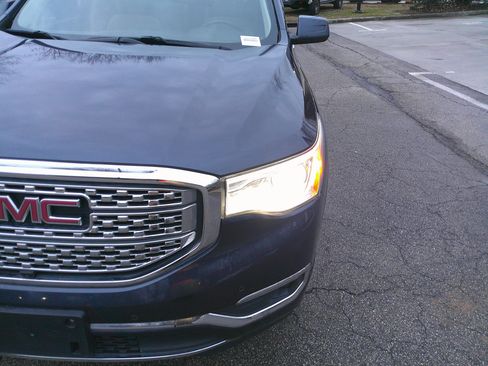 Used 2019 GMC Acadia Denali w/ Technology Package image 7
