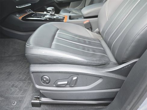 Certified 2023 Audi Q5 2.0T Premium image 24