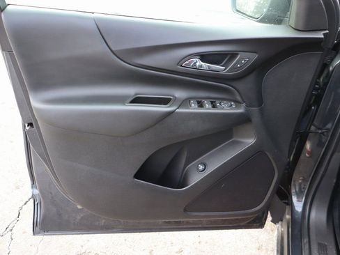 Used 2022 Chevrolet Equinox LT AWD/4WD image 24