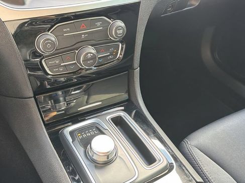 Used 2023 Chrysler 300 Touring w/ Sport Appearance Package RWD image 24