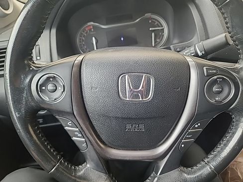 Used 2019 Honda Ridgeline RTL image 17