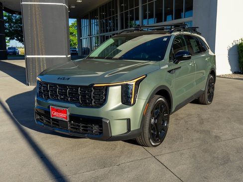 New 2025 Kia Sorento X-Line EX image 3