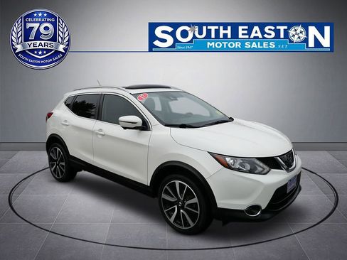 Used 2017 Nissan Rogue Sport SL w/ SL Premium Package AWD/4WD image 2