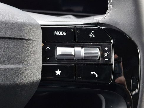 New 2026 Kia Sorento S image 14