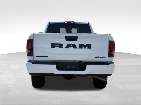 Used 2025 RAM 2500 Big Horn AWD/4WD image 23