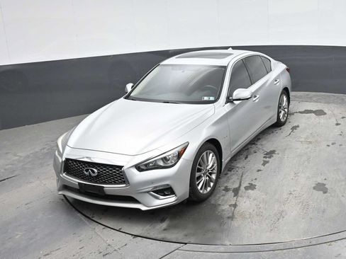 Used 2020 INFINITI Q50 Luxe w/ Essential Package (3.0T Luxe) AWD/4WD image 16