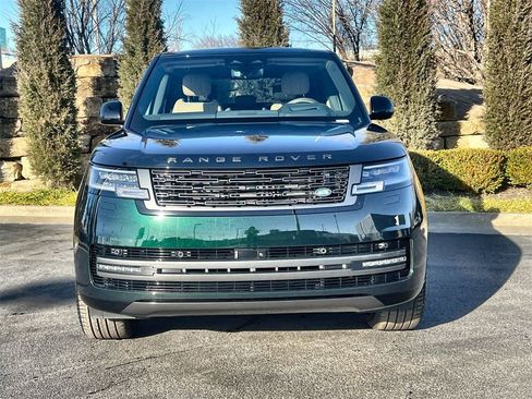 New 2026 Land Rover Range Rover SE image 8