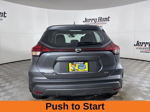 Used 2023 Nissan Kicks SV image 6