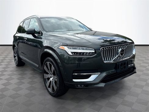 Used 2021 Volvo XC90 T6 Inscription w/ Protection Package Premier image 4