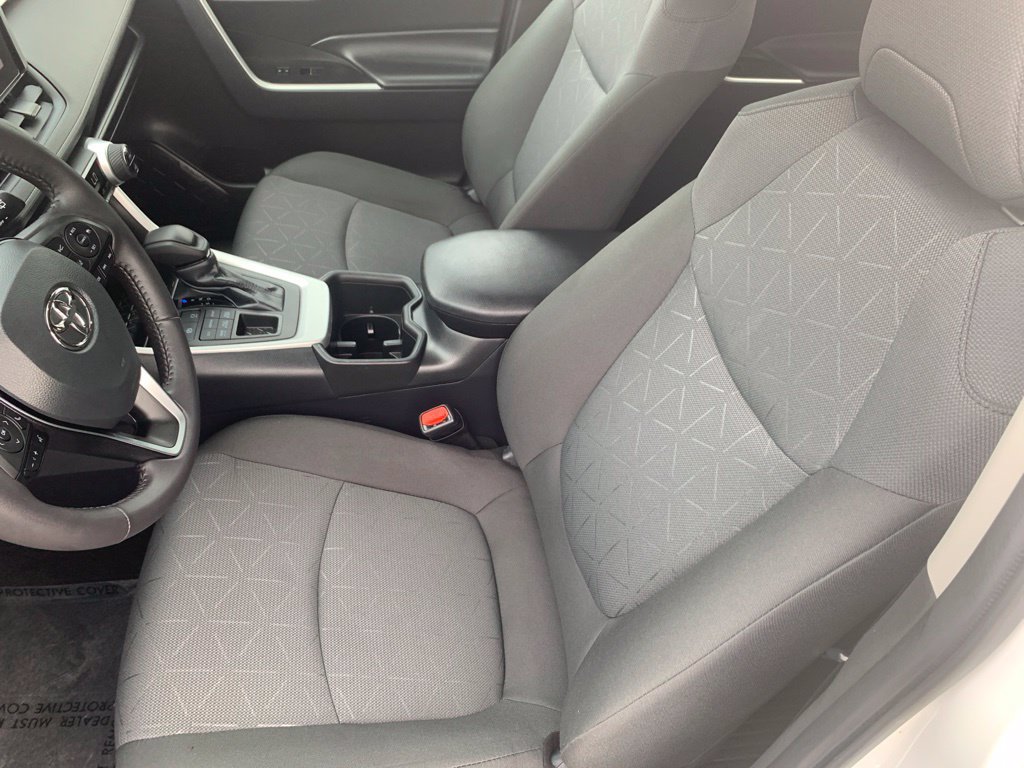 Used 2024 Toyota RAV4 XLE w/ Weather Package AWD/4WD image 14