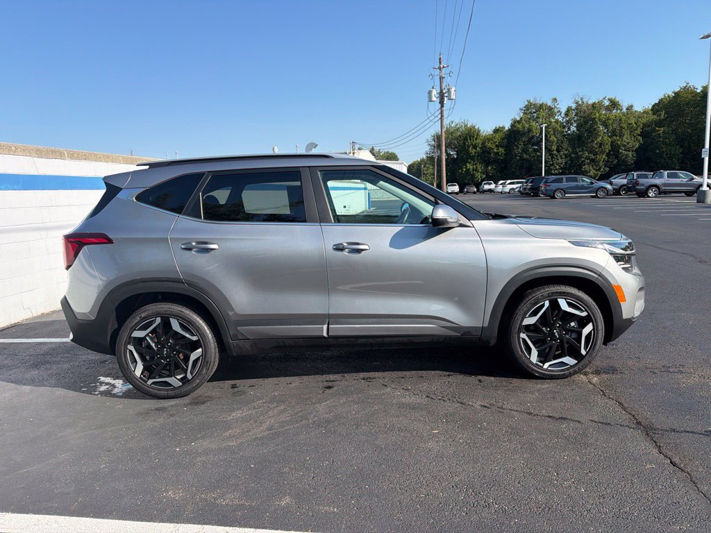 Used 2024 Kia Seltos SX AWD/4WD image 6