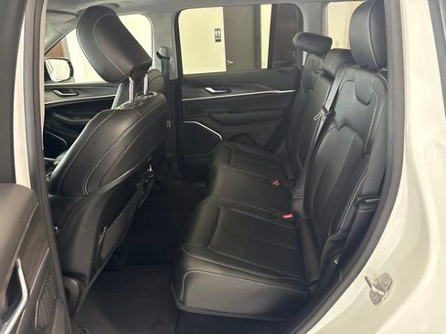 Used 2022 Jeep Grand Cherokee Limited 4xe AWD/4WD image 22