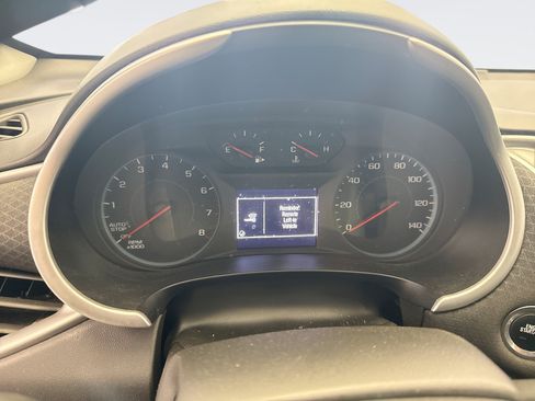 Used 2024 Chevrolet Malibu LT FWD image 9