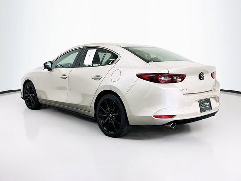 Used 2024 MAZDA MAZDA3 s FWD image 5
