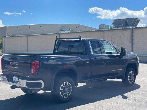 Used 2024 GMC Sierra 2500 SLE w/ SLE Value Package; AWD/4WD image 3