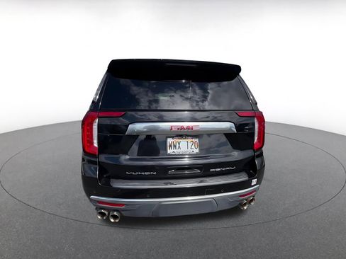 Used 2023 GMC Yukon Denali AWD/4WD image 12