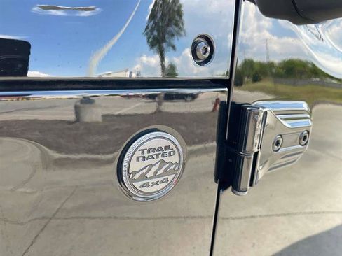 Used 2023 Jeep Wrangler Sport AWD/4WD image 94