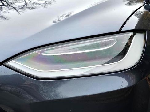 Used 2023 Tesla Model X image 23