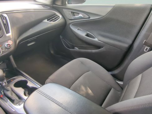 Used 2024 Chevrolet Malibu LT image 13