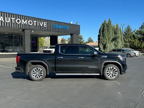 Used 2023 GMC Sierra 1500 Denali w/ Denali Reserve Package AWD/4WD image 2