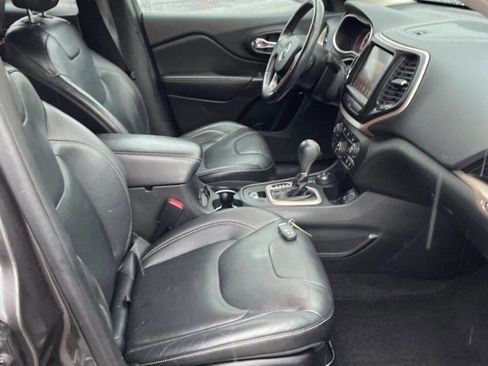 Used 2014 Jeep Cherokee Limited w/ Trailer Tow Group image 9