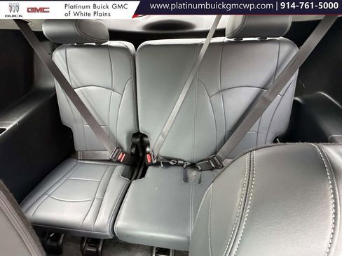 Used 2020 Buick Enclave Essence w/ Sport Touring Edition image 15