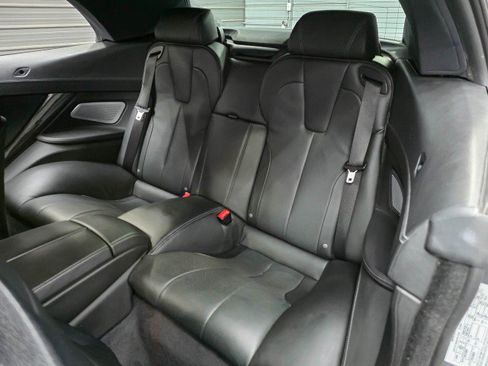 Used 2016 BMW M6 Convertible RWD image 17