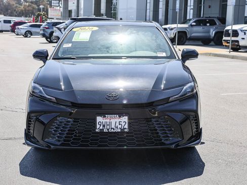 Used 2026 Toyota Camry Hybrid FWD image 17